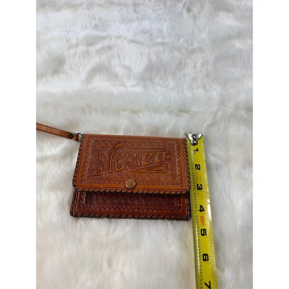 Vintage Tooled Leather Clutch Wallet‎ MEXICO Wrist Strap Brown Snap Closure
